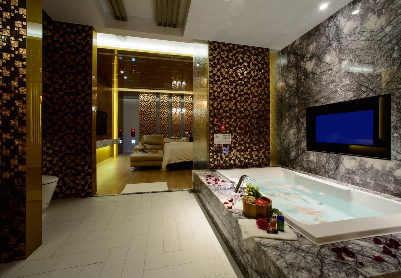 Chen He Spa Motel Lukang Luaran gambar