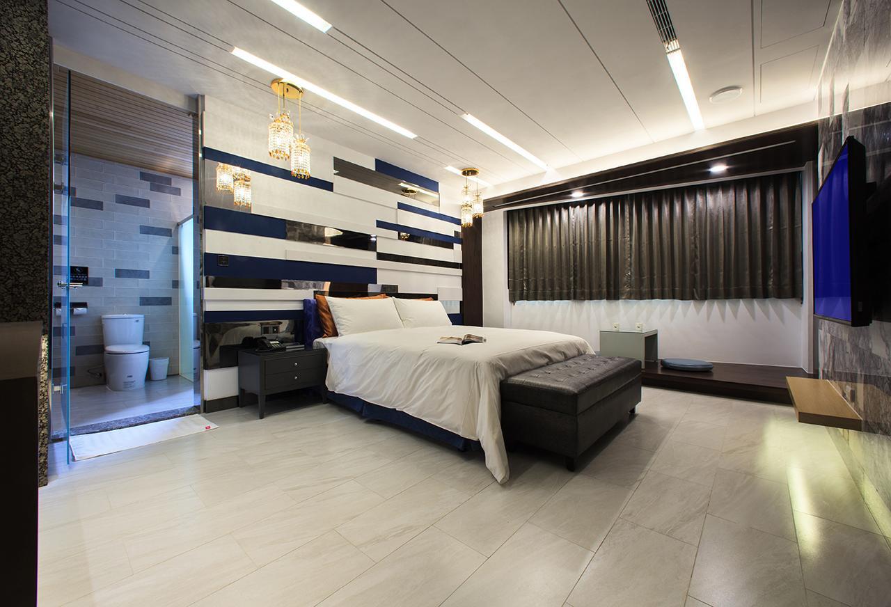 Chen He Spa Motel Lukang Luaran gambar