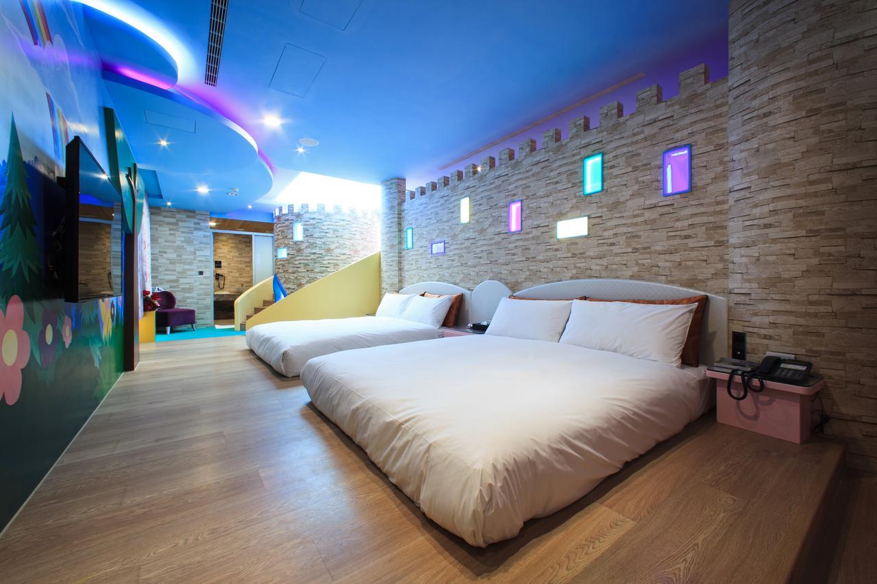 Chen He Spa Motel Lukang Luaran gambar